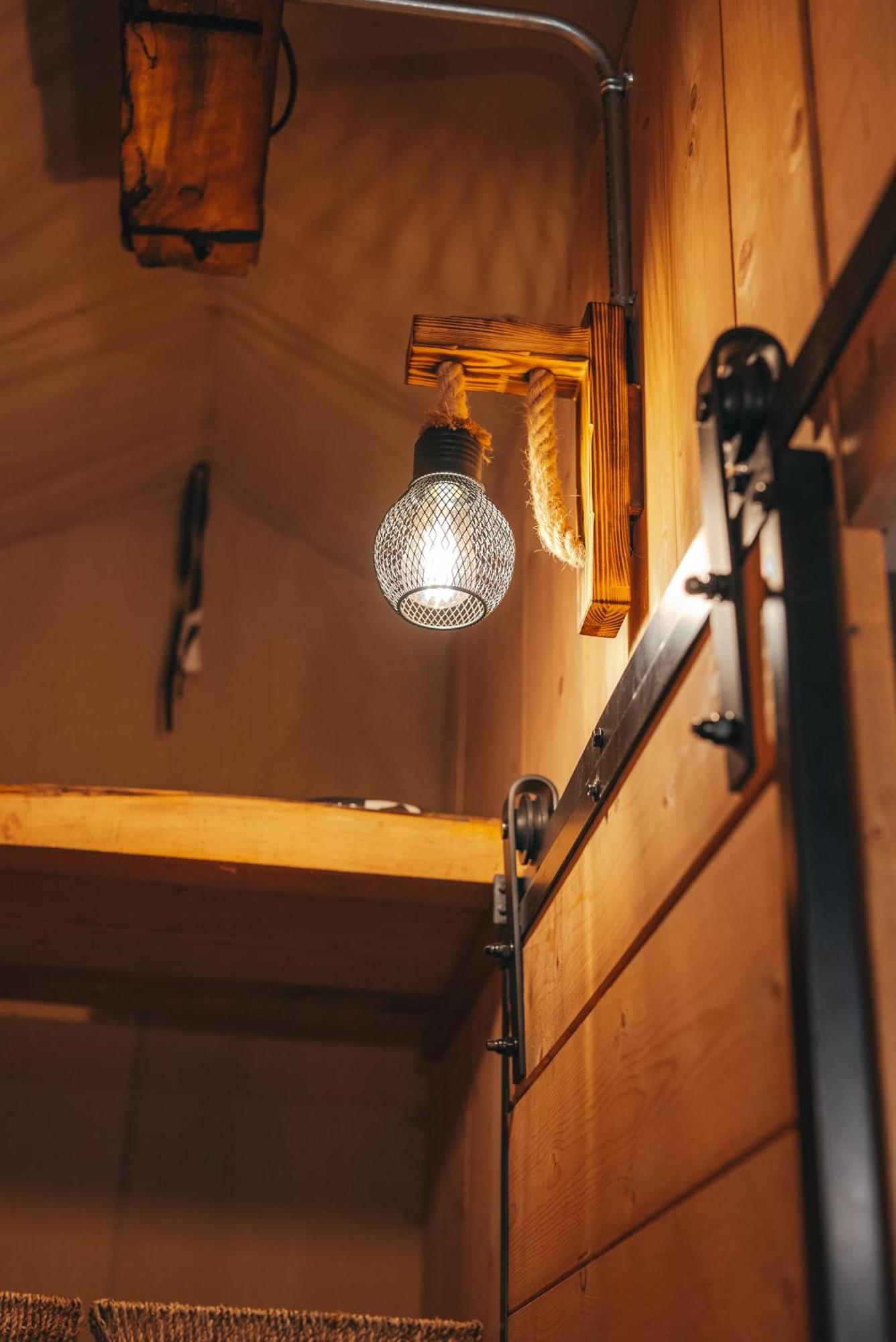 Cosy Forest Lodge Penrhos  Esterno foto