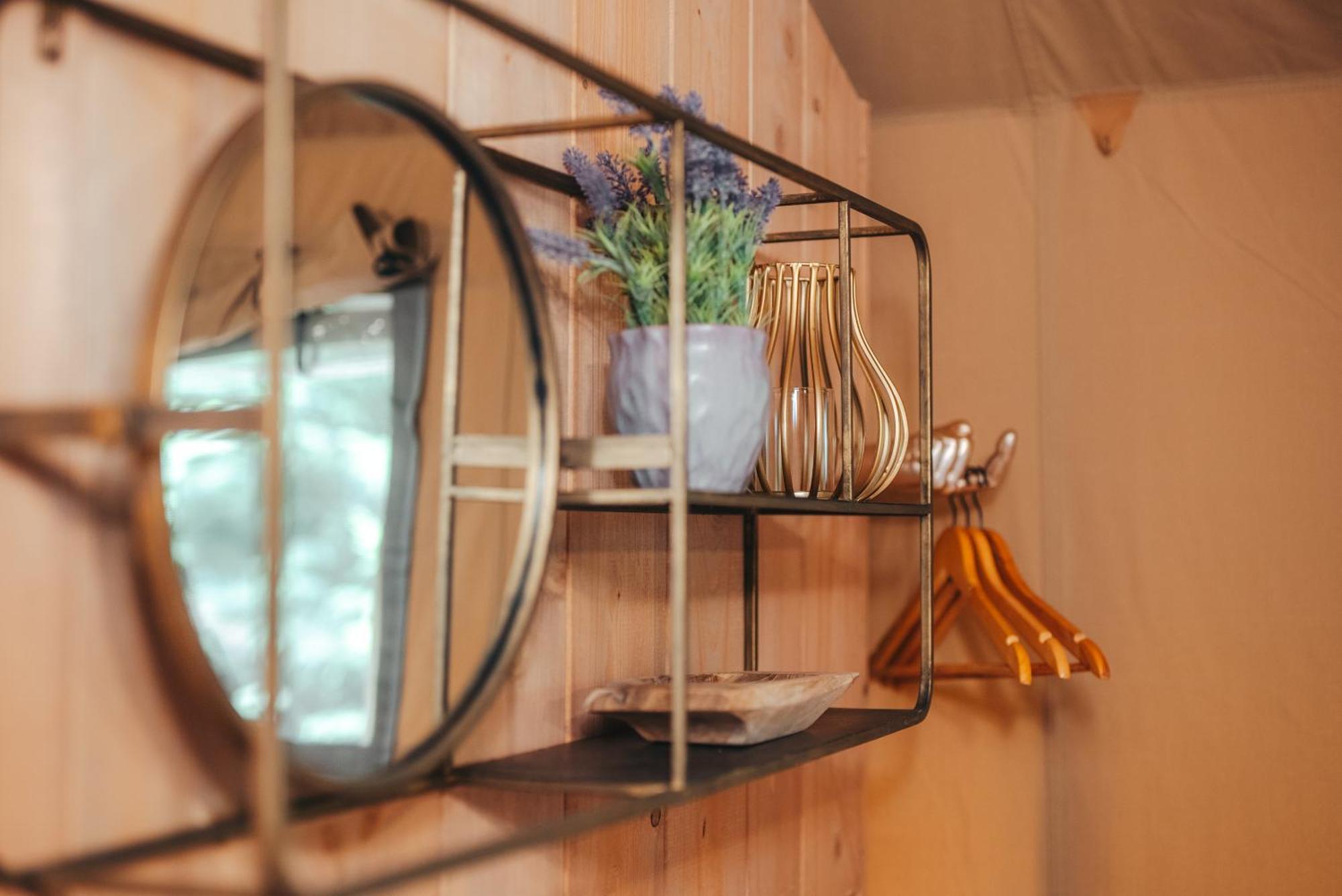 Cosy Forest Lodge Penrhos  Esterno foto